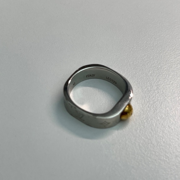 Louis Vuitton Berg Nanogram Ring M Silver/Gold M00217 w/ box and dust bag - Picture 5 of 16